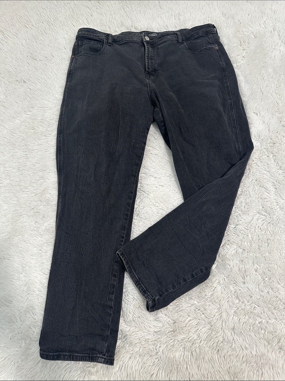 🦆 Old Navy High Rise Vintage Slim Jeans